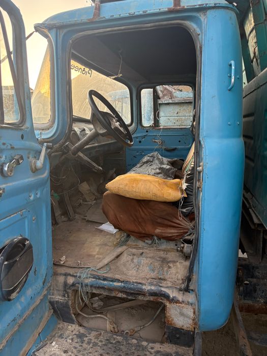 Зил самосвал яхши холатда