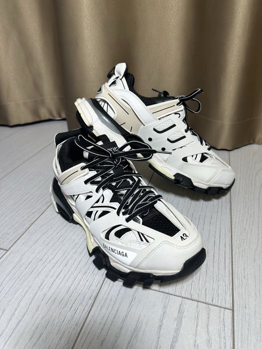 Кроссовки муж BALENCIAGA