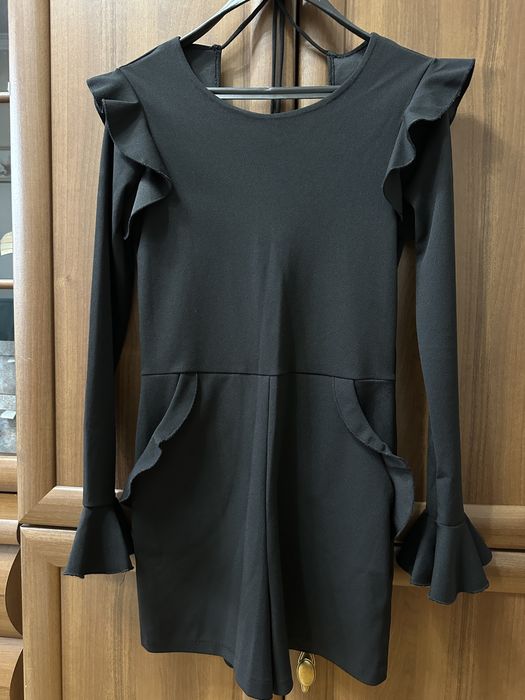 Черен гащеризон Зара