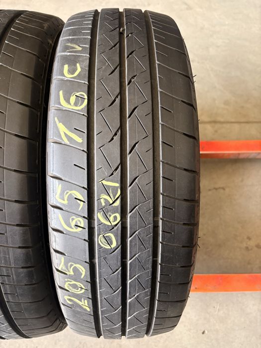 Anvelope vara 205/65/16C Bridgestone Duravis R660 205 65 16 C R 16 C