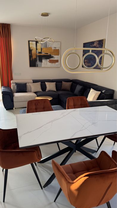 Casa premium de vânzare, cartier asfaltat - cartierul Olimp/Casandra