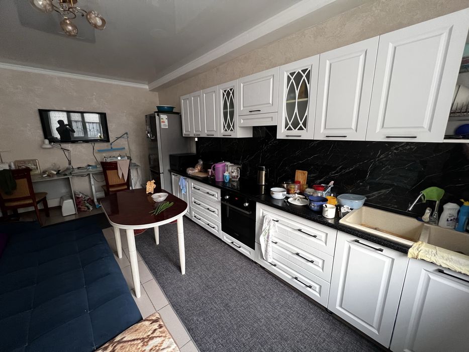 Продам дом (коттедж)