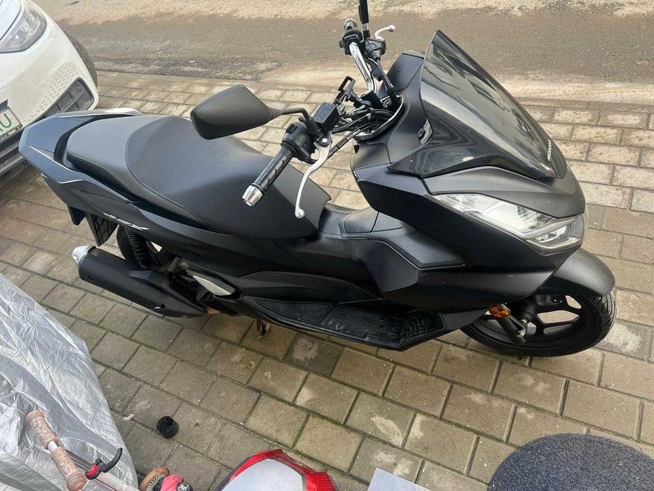 Inchiriez Scuter Moto 125 pentru livrari, Bolt, Glovo, Tazz!!!