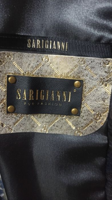 Продам 2шубы норковые