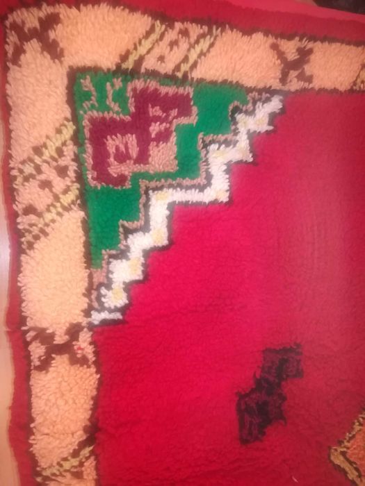 Губер чиста вълна, ръчна изработка