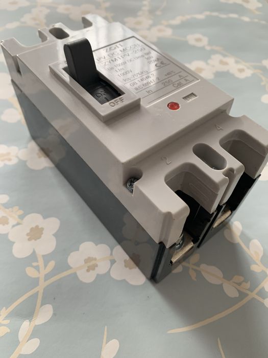 Intrerupator (siguranta) MCCB 250A