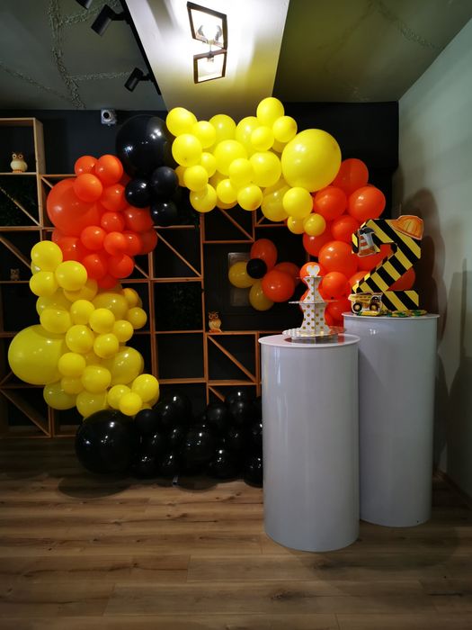 Давам под наем арка, златиста, с диамвтър 2 метра и електрическа помпа