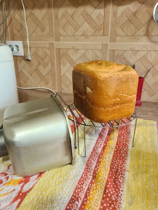 Хлебопечка Bread Maker