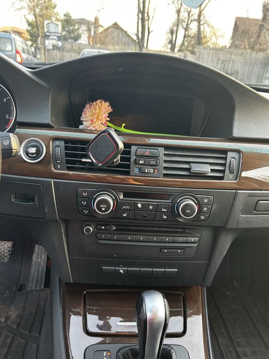 Bmw seria 3 2010 184cp