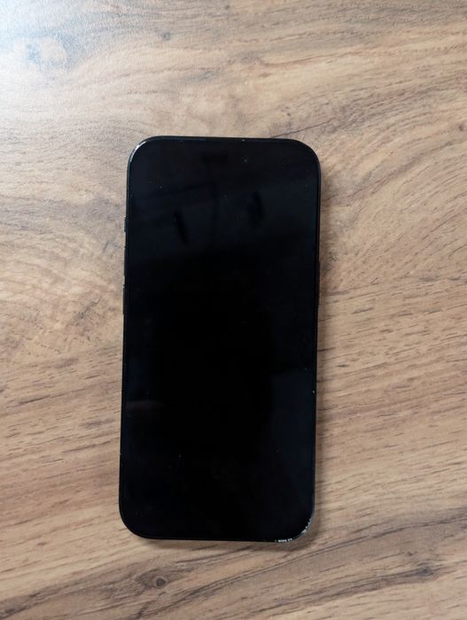 Продам Iphone 15 128gb