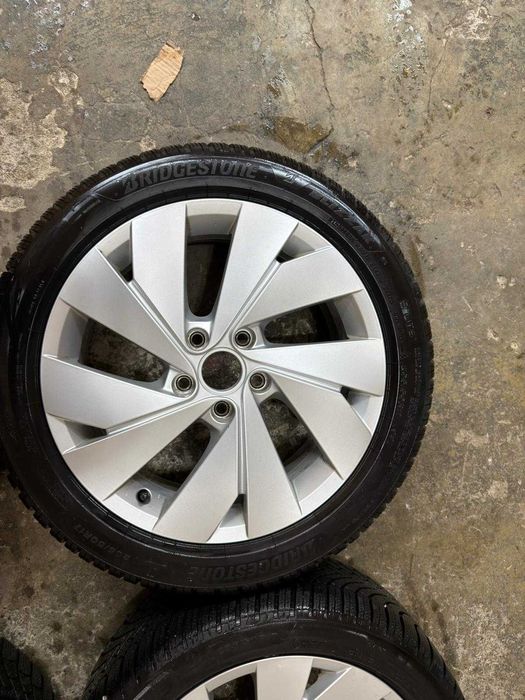 Jante 17 5x112 ET46 + 205/50 R17 iarna Audi A3 Golf 7