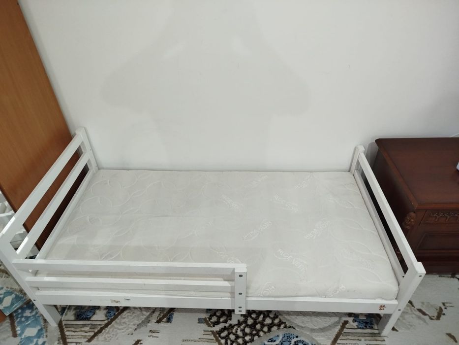 Продам детскую кровать