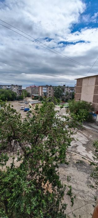 Продаётся 1- Ком Квартиру ,В центре Площадь.