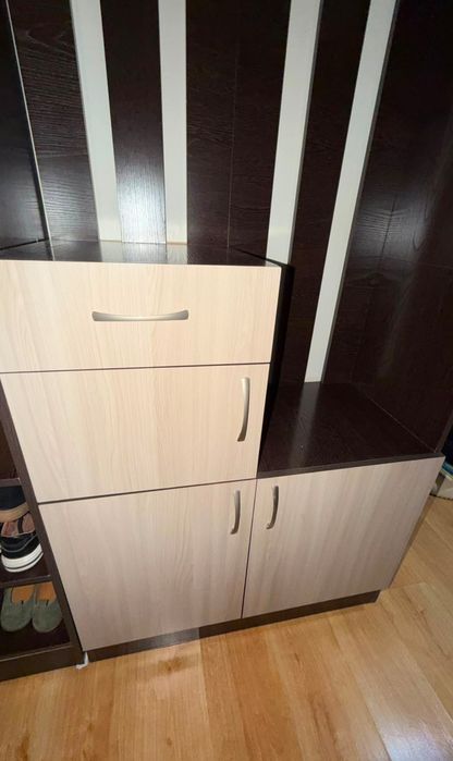 Продам прихожую-шкаф, Срочно!