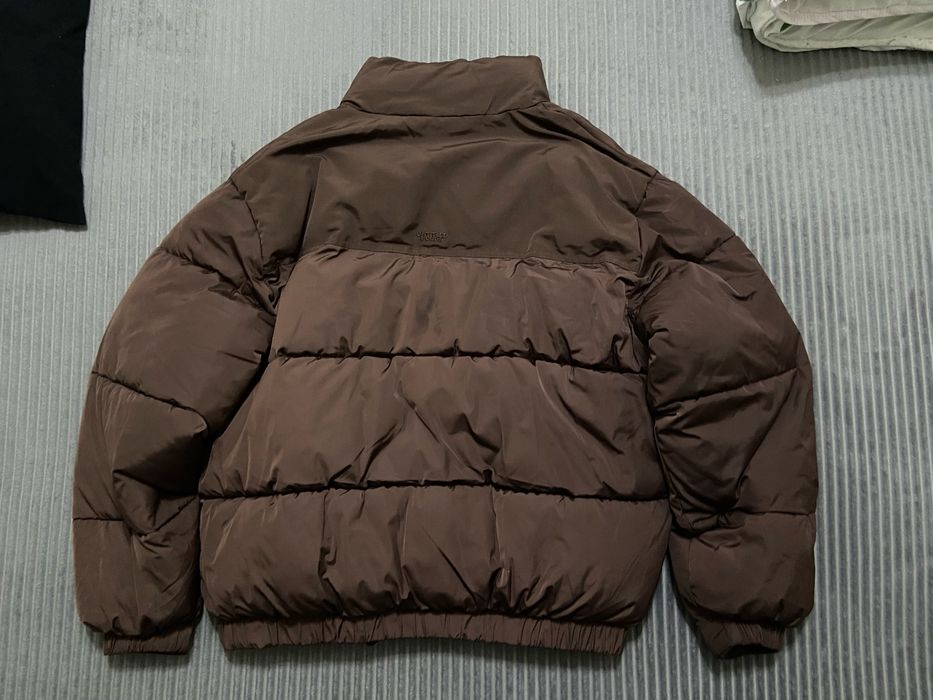 BERSHKA пуховик коричневый