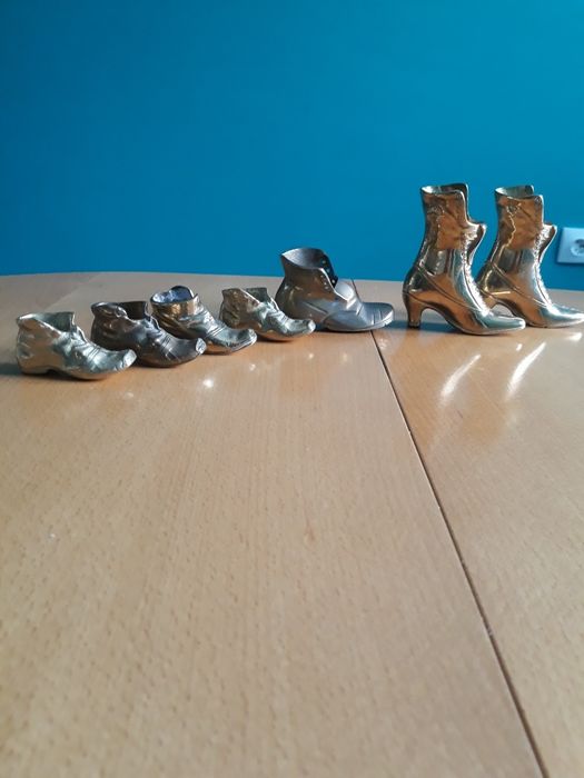 Месингови обувки