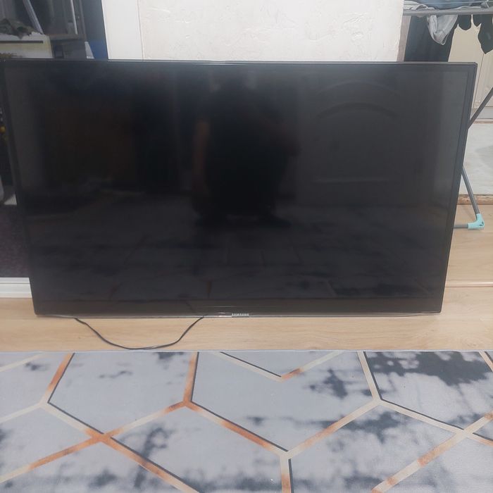 телевизор Samsung