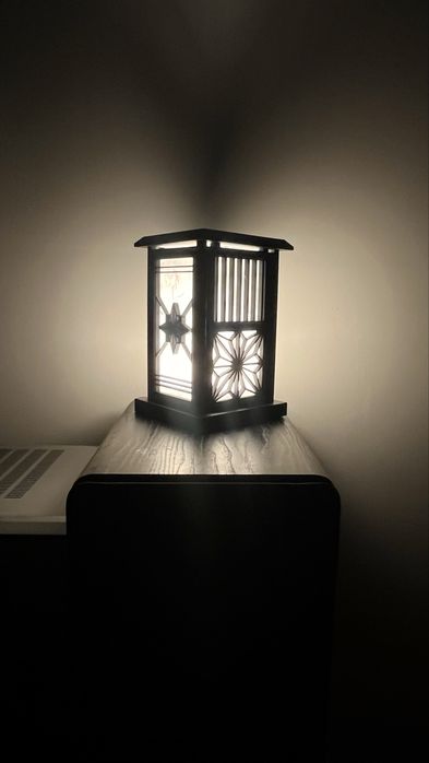 Ръчно изработена лампа стил “kumiko”