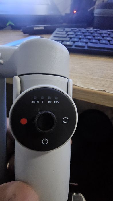 Sistem stabilizare DJI Osmo