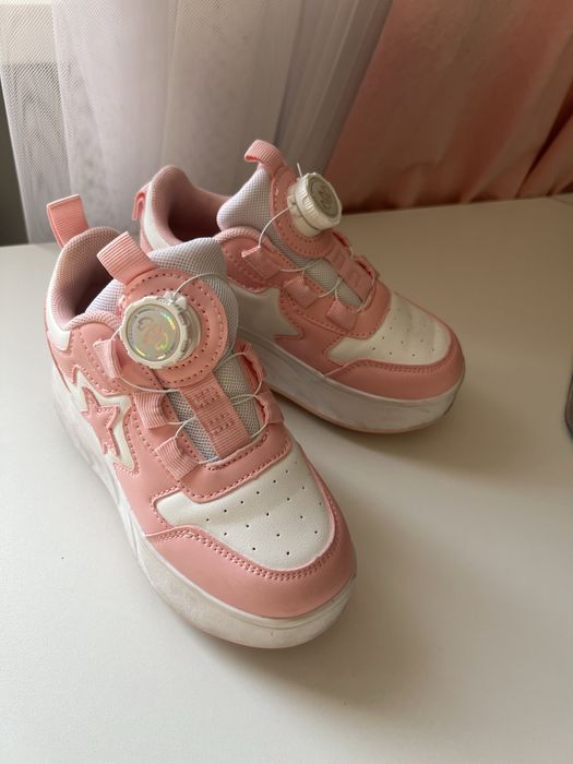 Роликовые кроссовки 31 р