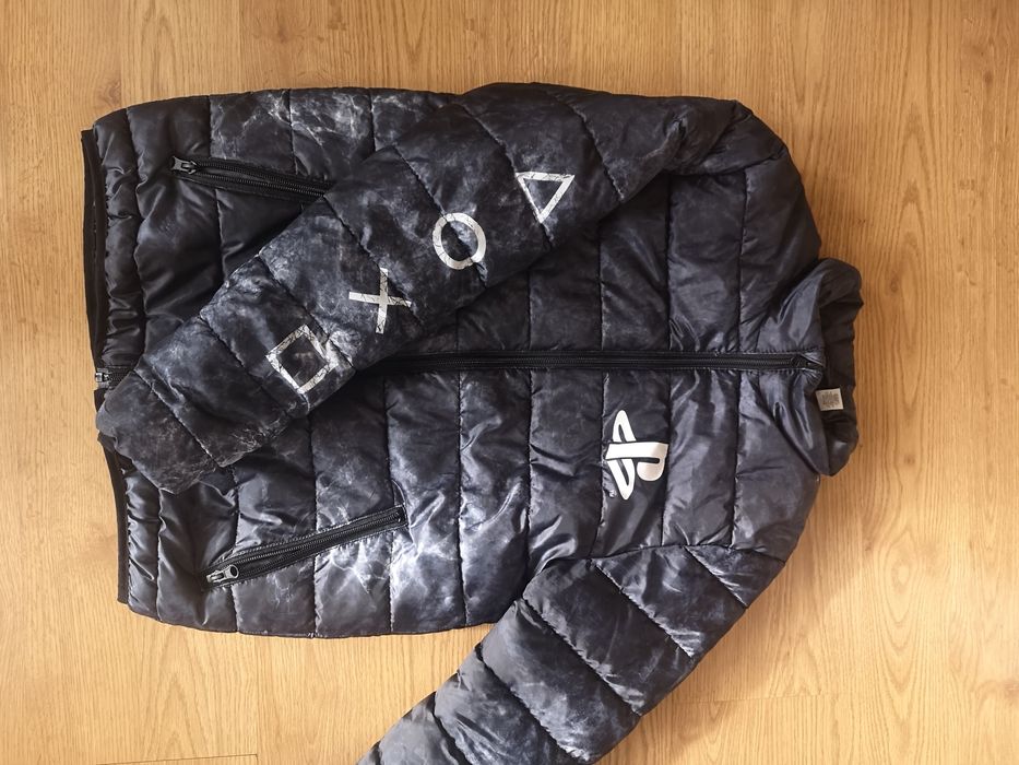 Яке H&M PlayStation