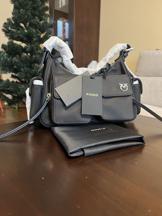 Черна чанта Pinko