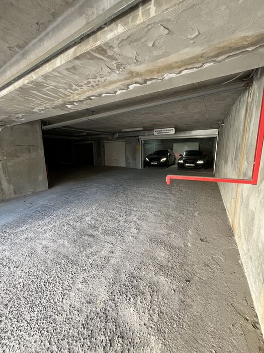 Продава се Гараж / Паркомясто в София, Витоша - 33 кв.м за 2061 €/кв.м - Снимка #2