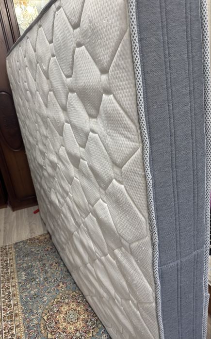 Матрас 160х200 состояние б/у