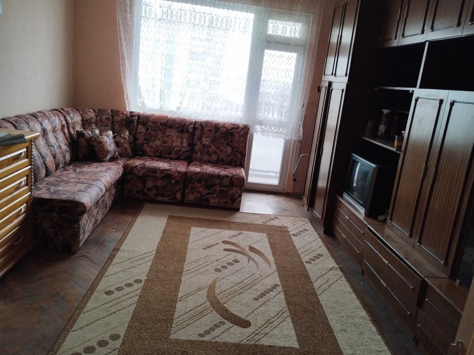 Дава се под наем Тристаен апартамент в Търговище, Център - 85 кв.м за 280.5 € - Снимка #3