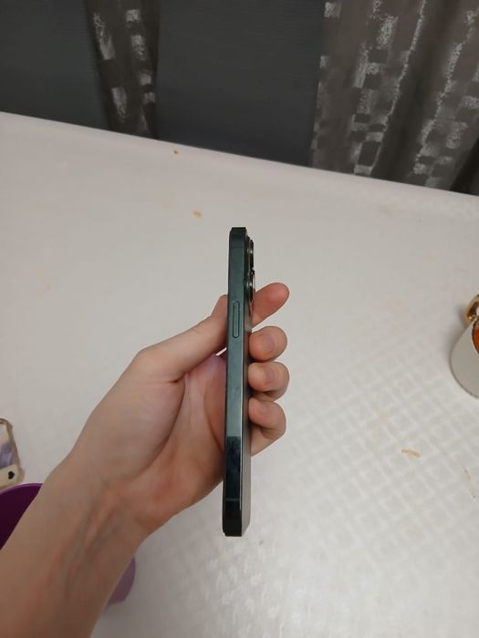 продам айфон 13про