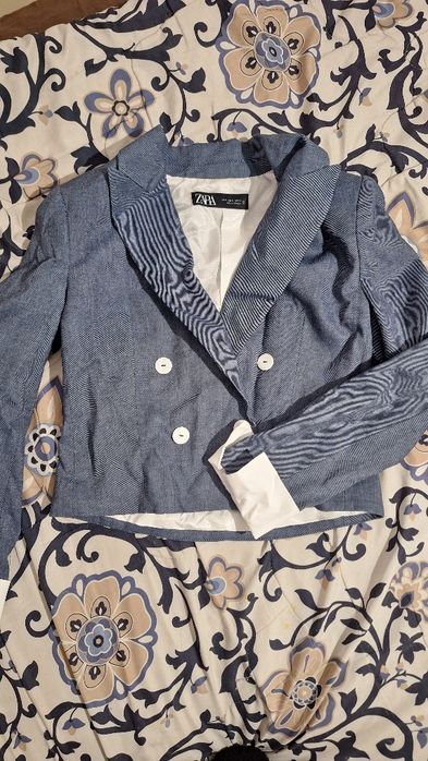 Зара късо сако !