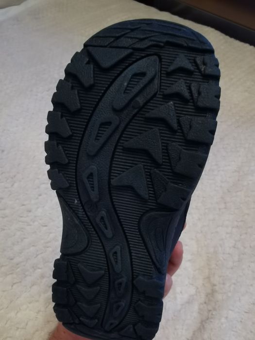 Pantaloni ski 98-104 + Ghete impermeabile numărul 28