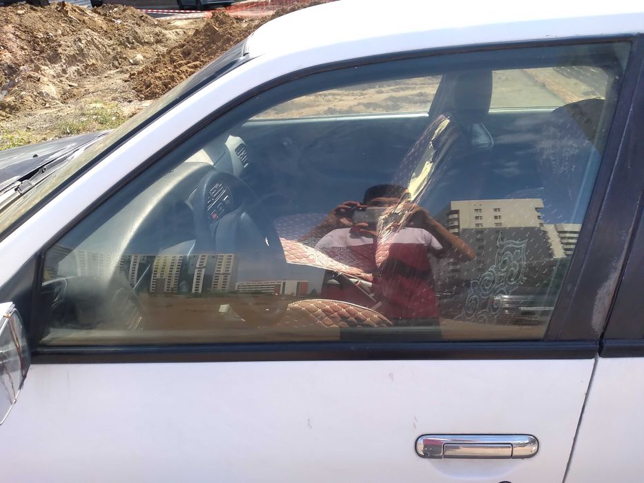 Автомашина  Nissan Primera.