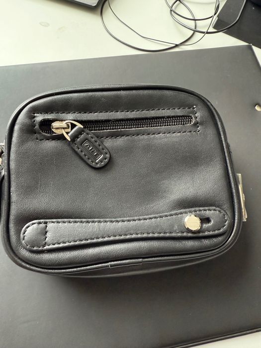 Кожена мъжка чанта