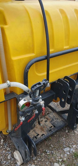 Опрыскиватель Agros 600, 800