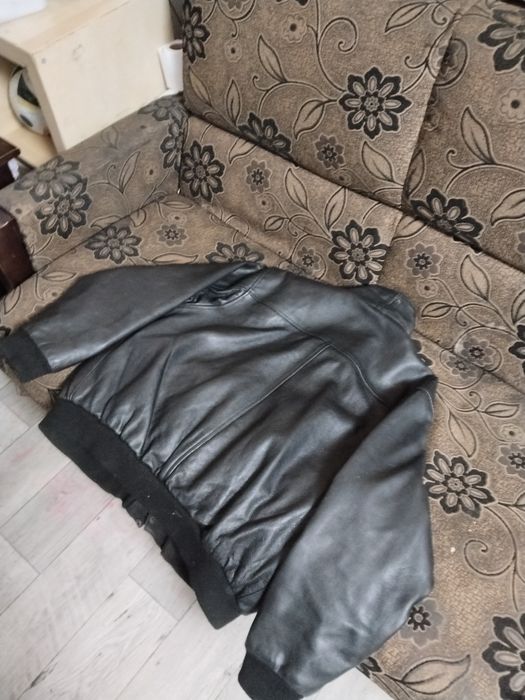 Здравствуйте продам кожаную куртка