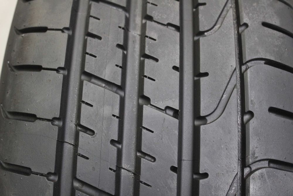 225/35-20 Pirelli P Zero RunFlat