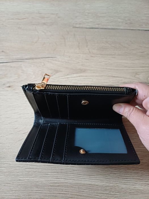 Дамски портмонета,нови