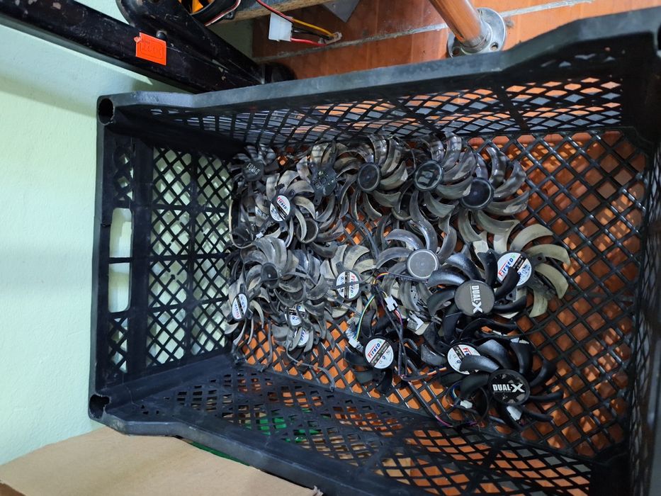 Вентилятор для инкубатора 500т.