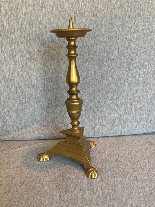 бронзов свещник