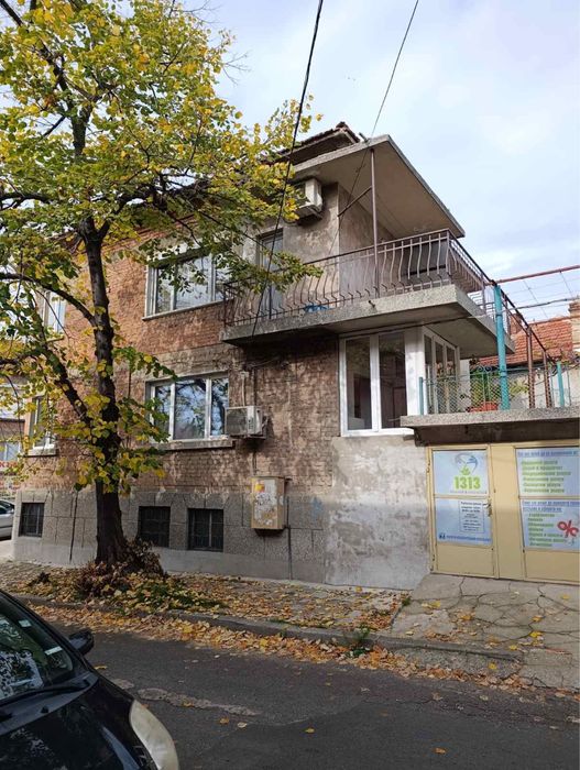 Топ цена-Етаж от къща, гр. Ямбол Център