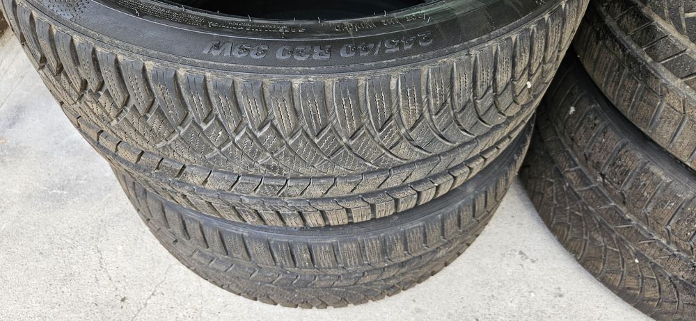 275/35/20 и 245/40/20  зимни гуми Bmw g11 g12