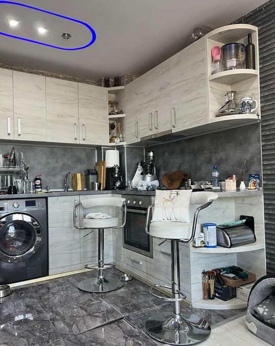 Дава се под наем Двустаен апартамент в Пловдив, Христо Смирненски - 62 кв.м за 375 € - Снимка #1