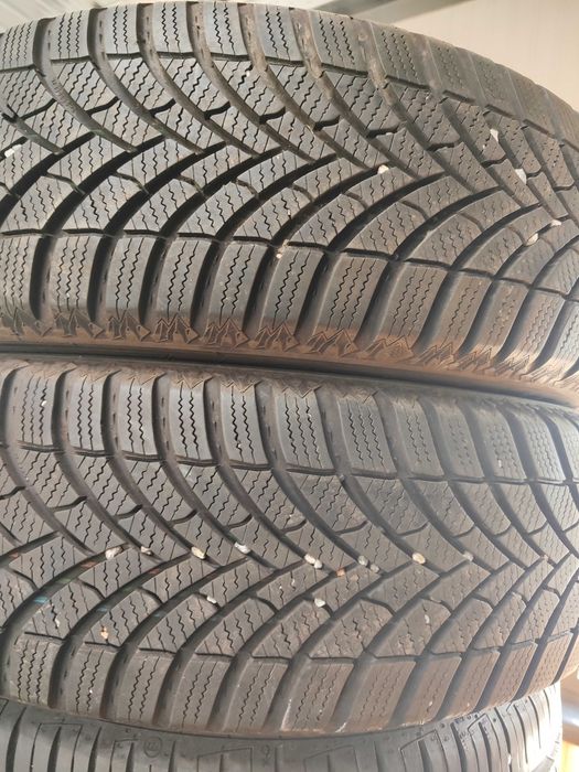 2бр.зимни гуми 195/60/18 Semperit