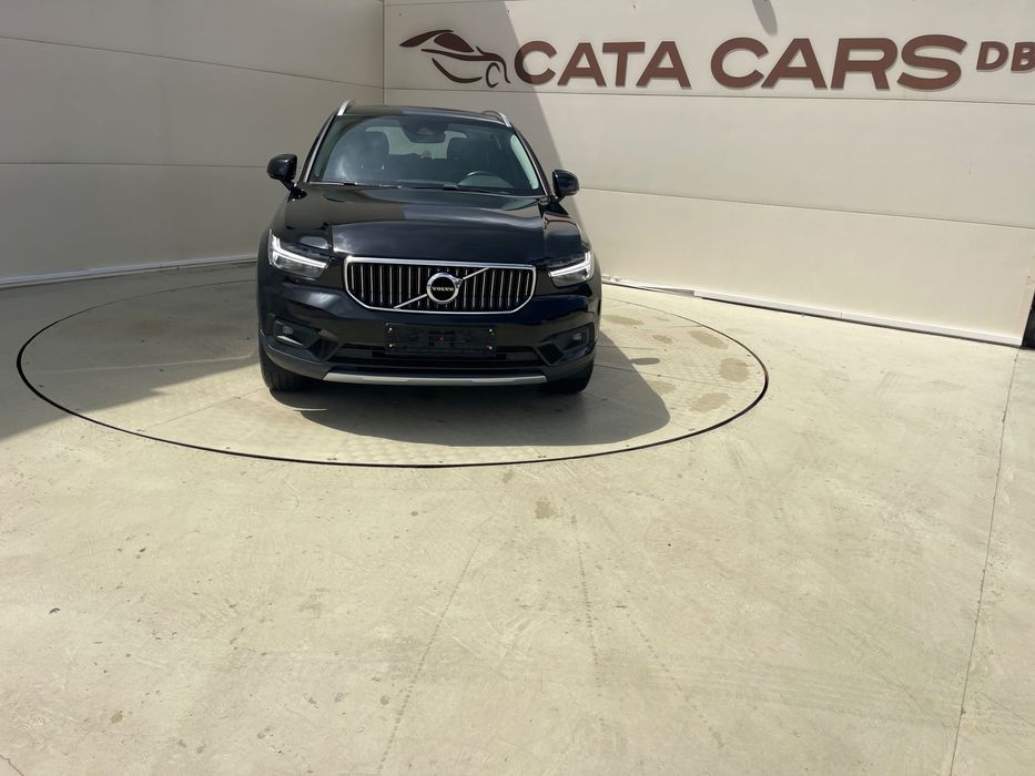 Volvo XC 40 Volvo XC40 2.0D, 150CP, LED, Navi, Piele, Keyless, Distronic