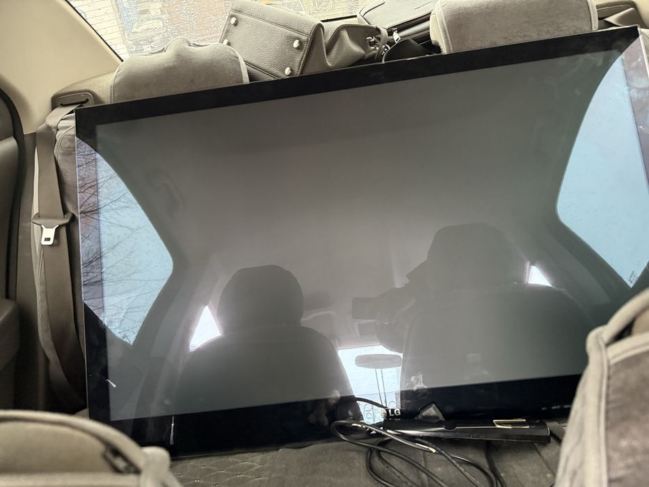 Телевизор в отличном техническом сомточнии