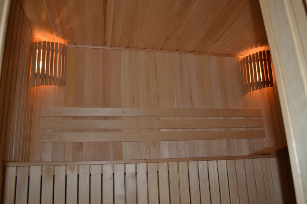 Изготовление и Рестоврация лестниц