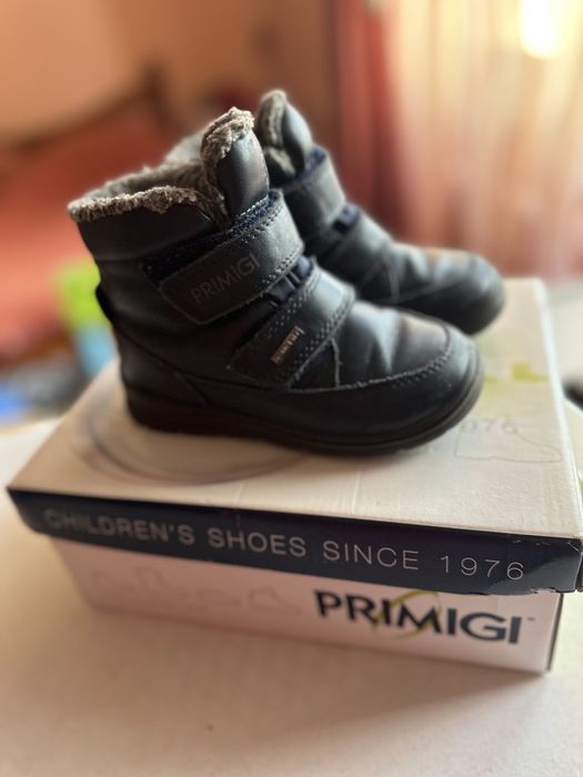 Ghetute Primigi marimea 24