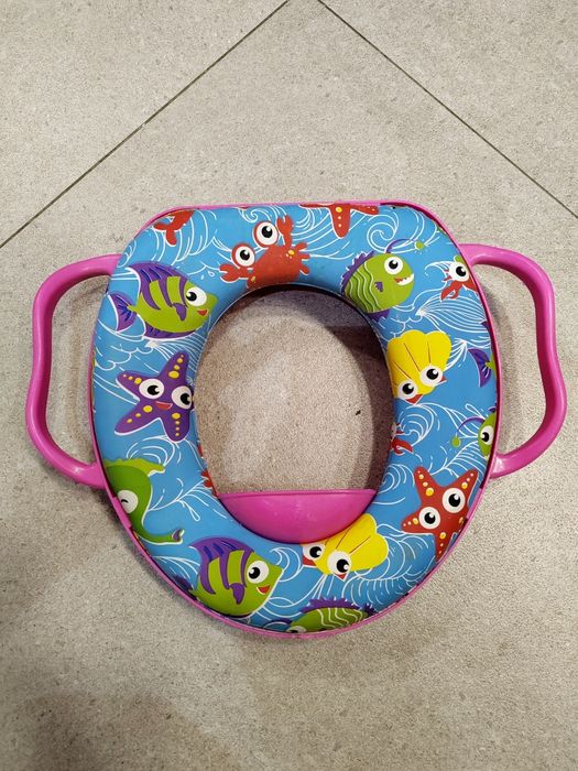 Горшок (Турция) и накладка на унитаз с рыбками