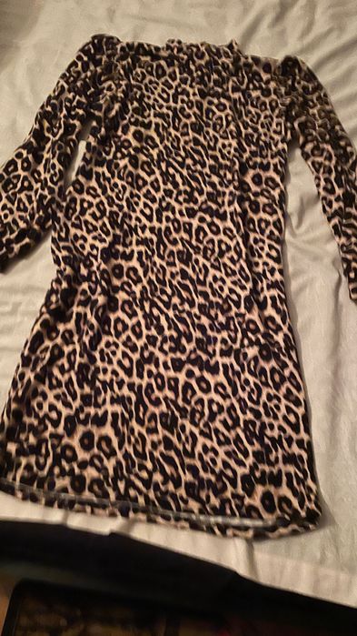 Rochii din materiale naturale, placute la purtat